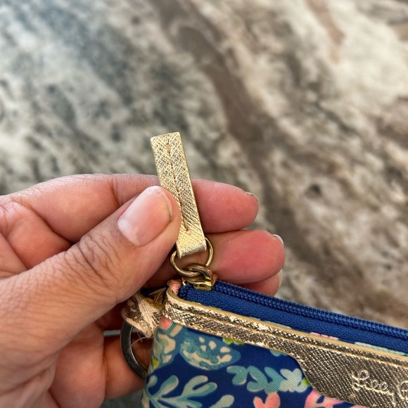 Lilly Pulitzer Blue and Pink Coral Key & Card Holder, has wear - Picture 4 of 6